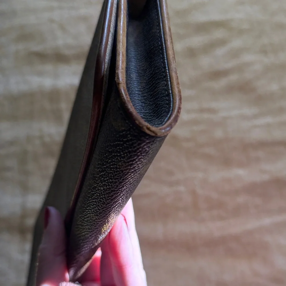 Louis Vuitton monogram crossbody or clutch - Picture 8 of 17